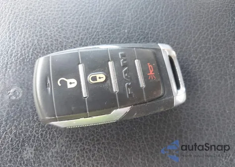 2020 Ram 1500 Big Horn 4X4 5'7 Box z USA, uszkodzony, nr VIN 1C6SRFFT1LN419816